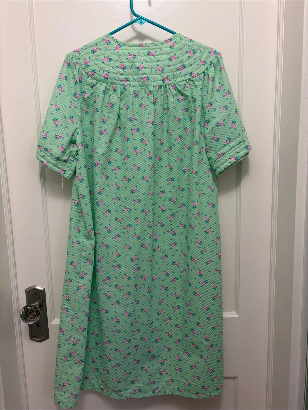 Unknown Brand Mint Green Floral Button-Front Nightgown